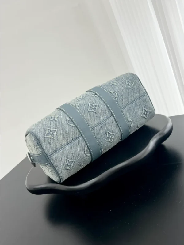 LOUIS VUITTON BANDOULIÈRE KEEPALL 25 – WLM561 - Image 5