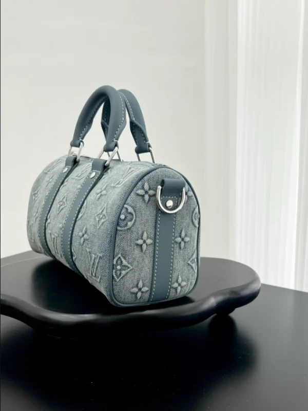 LOUIS VUITTON BANDOULIÈRE KEEPALL 25 – WLM561 - Image 6