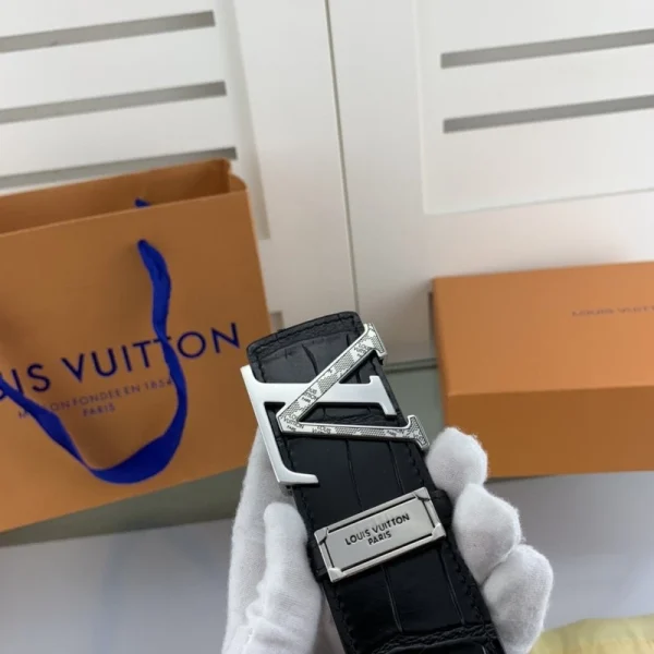 LOUIS VUITTON BELT – B0194 - Image 3