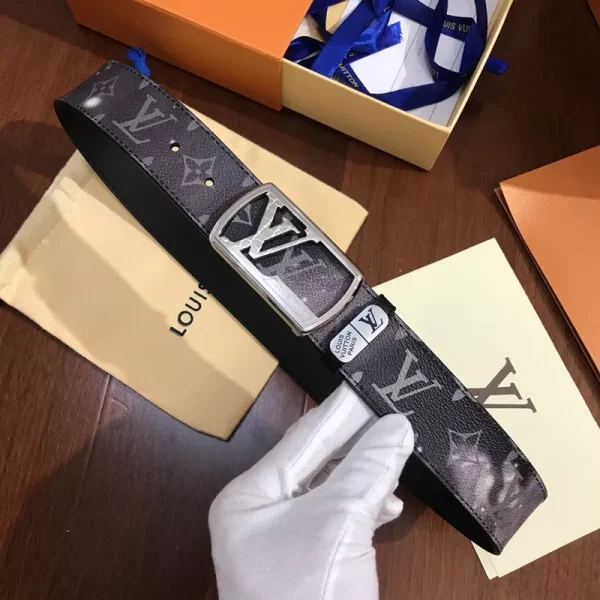 LOUIS VUITTON BELT – B0202