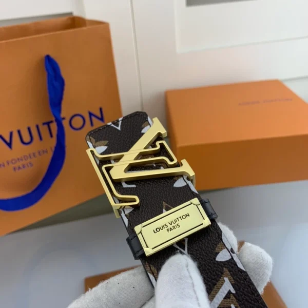 LOUIS VUITTON BELT – B0206 - Image 2