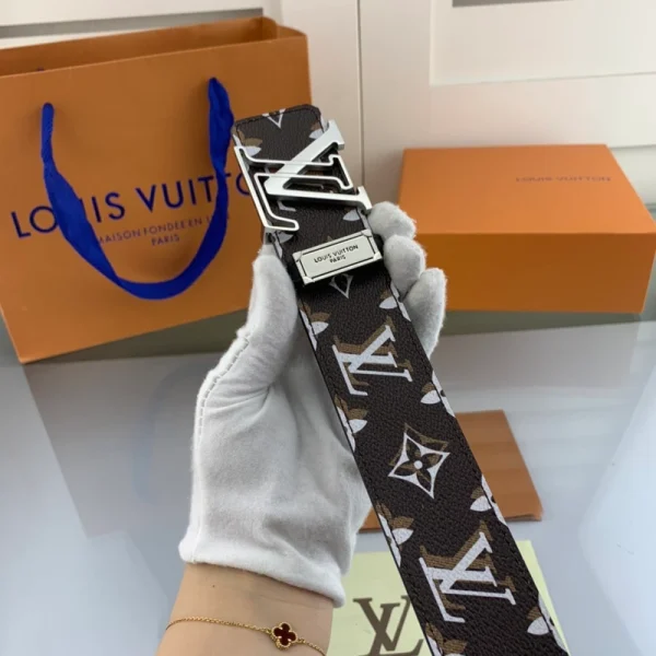 LOUIS VUITTON BELT – B0207 - Image 2