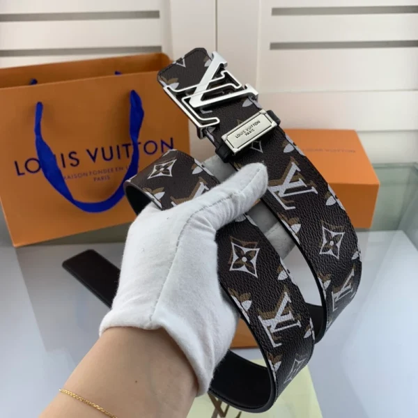 LOUIS VUITTON BELT – B0207 - Image 8