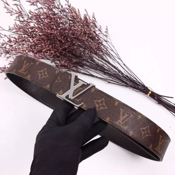 LOUIS VUITTON BELT – B0219