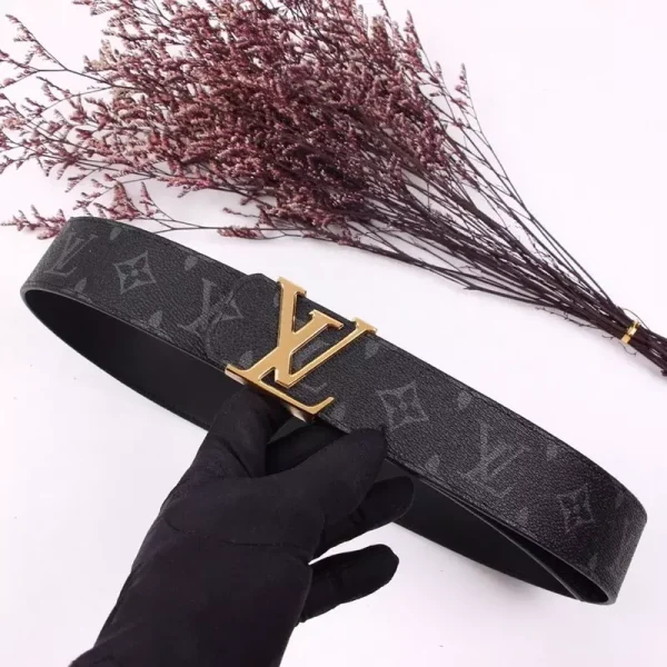 LOUIS VUITTON BELT – B0222