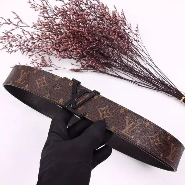 LOUIS VUITTON BELT – B0223