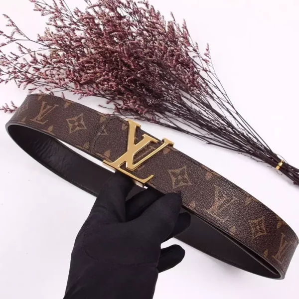 LOUIS VUITTON BELT – B0225