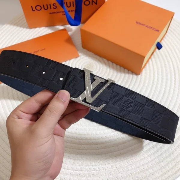 LOUIS VUITTON BELT – B0227