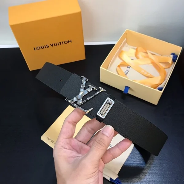 LOUIS VUITTON BELT – B0233 - Image 3