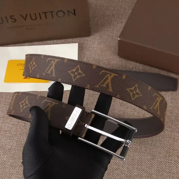 LOUIS VUITTON BELT – B0240 - Image 2
