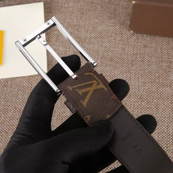 LOUIS VUITTON BELT – B0240 - Image 3