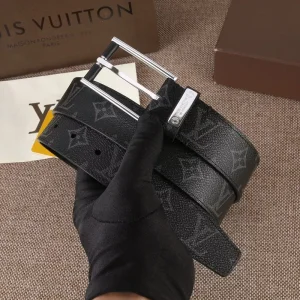 LOUIS VUITTON BELT – B0241