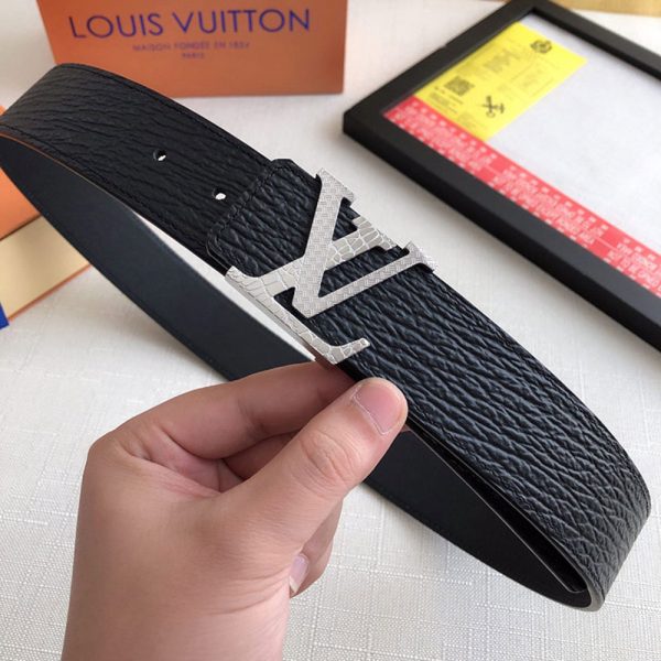 LOUIS VUITTON BELT – B0258