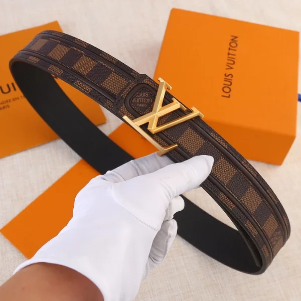 LOUIS VUITTON BELT – B0271