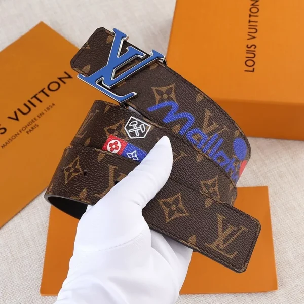 LOUIS VUITTON BELT – B0282