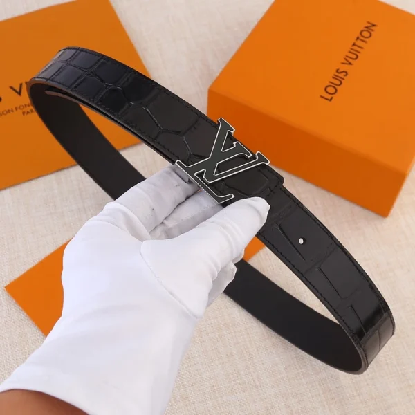 LOUIS VUITTON BELT – B0291