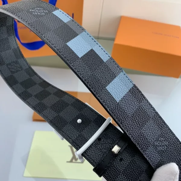 LOUIS VUITTON BELT – B0294 - Image 3