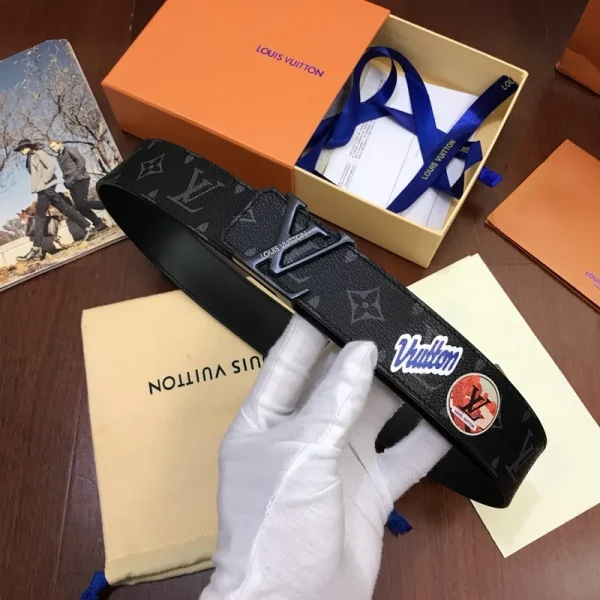 LOUIS VUITTON BELT – B0296