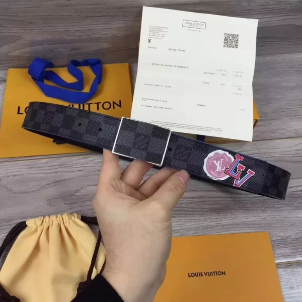 LOUIS VUITTON BELT – B0297