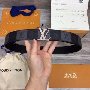 LOUIS VUITTON BELT – B040