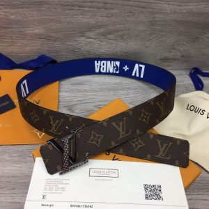 LOUIS VUITTON BELT – B061