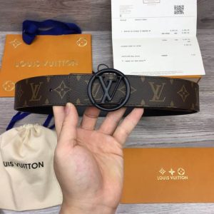 LOUIS VUITTON BELT – B065