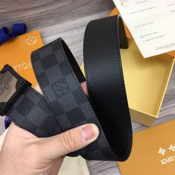 LOUIS VUITTON BELT – B070 - Image 5