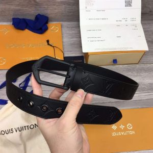 LOUIS VUITTON BELT – B072