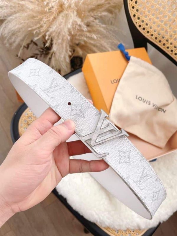 LOUIS VUITTON BELT – B076 - Image 3