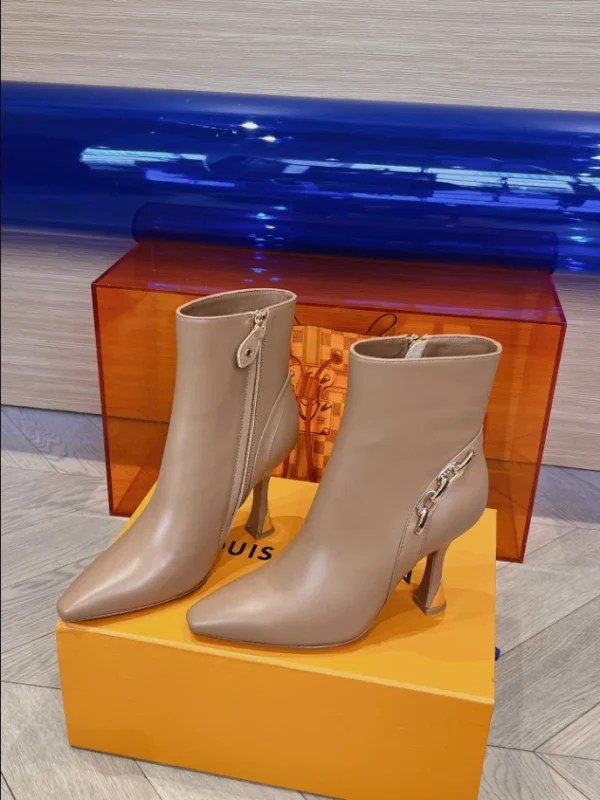 LOUIS VUITTON BOOT – WLS009