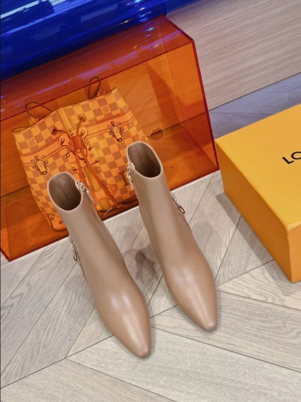 LOUIS VUITTON BOOT – WLS009 - Image 6
