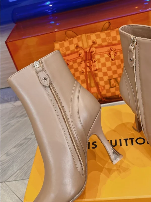 LOUIS VUITTON BOOT – WLS009 - Image 7
