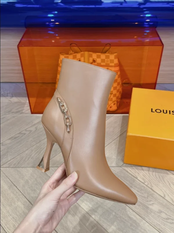 LOUIS VUITTON BOOT – WLS009 - Image 2