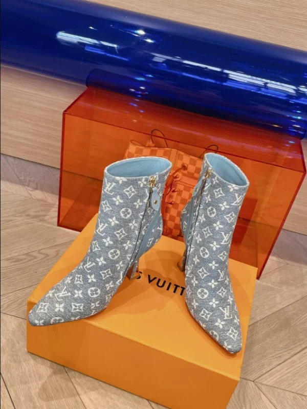 LOUIS VUITTON BOOT – WLS010 - Image 5