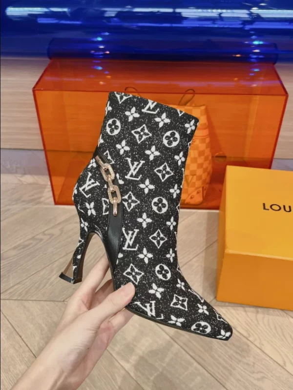 LOUIS VUITTON BOOT – WLS013 - Image 2