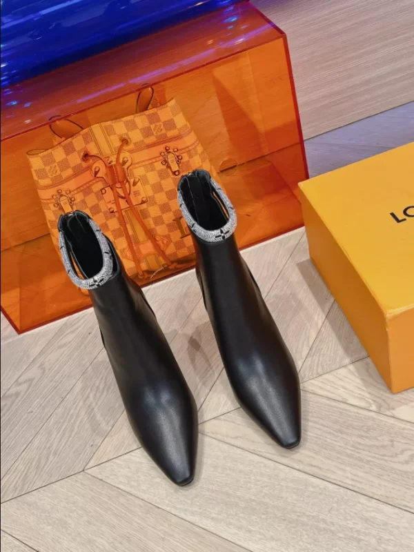LOUIS VUITTON BOOT – WLS014 - Image 3