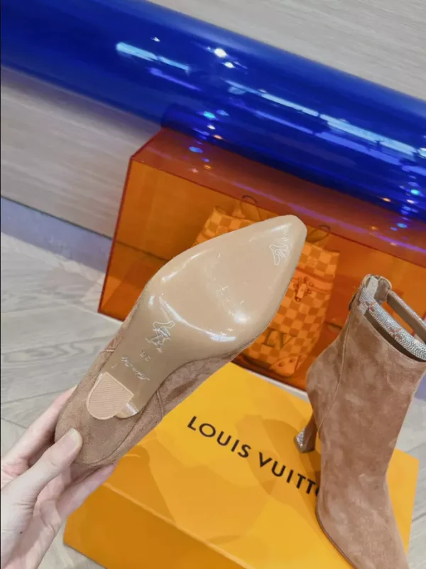 LOUIS VUITTON BOOT – WLS015 - Image 4