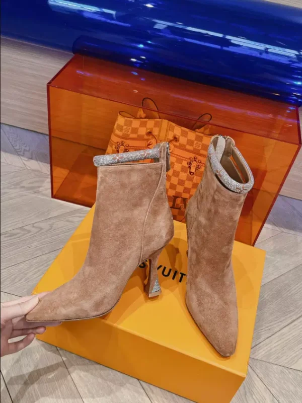 LOUIS VUITTON BOOT – WLS015 - Image 3