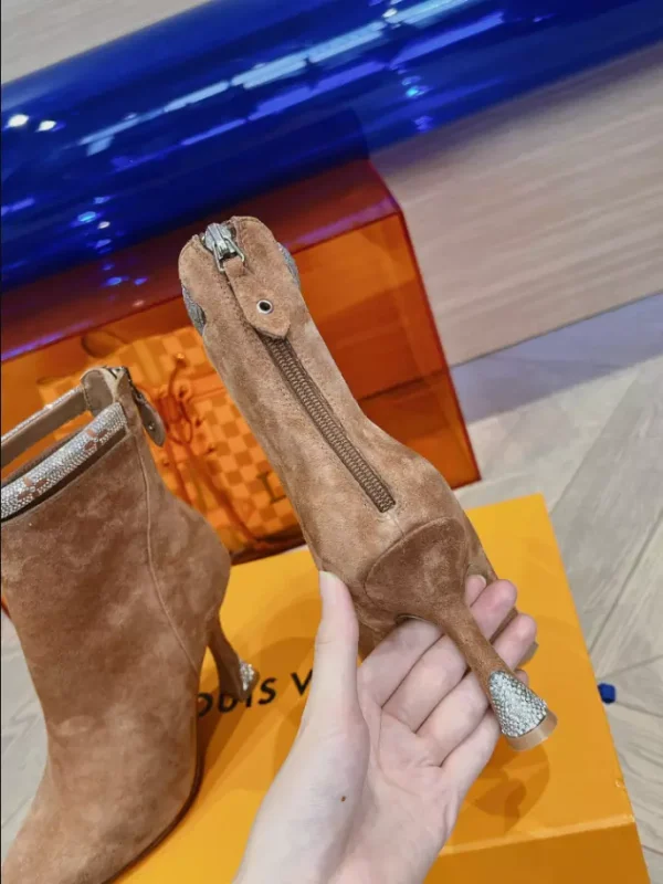 LOUIS VUITTON BOOT – WLS015 - Image 7