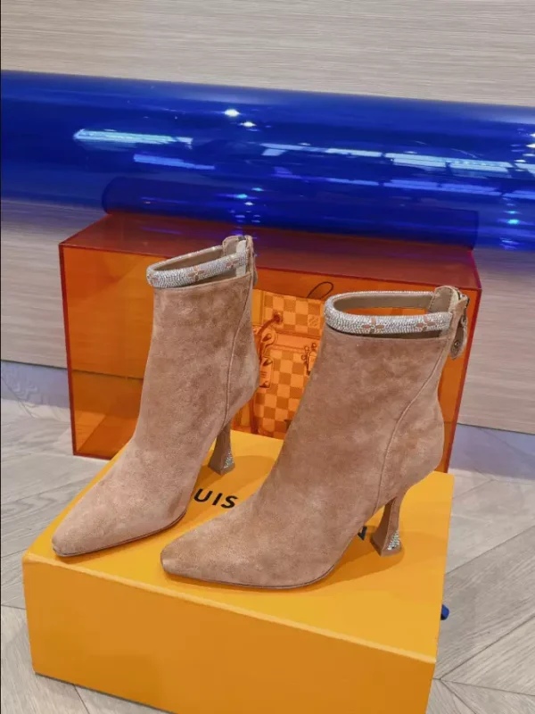 LOUIS VUITTON BOOT – WLS015 - Image 8