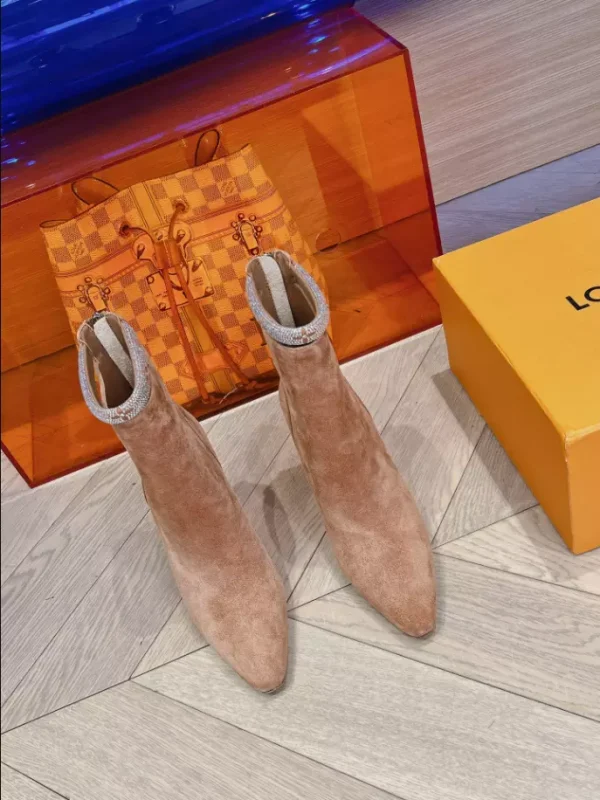 LOUIS VUITTON BOOT – WLS015 - Image 9
