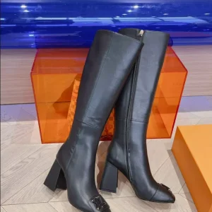 LOUIS VUITTON BOOT – WLS022