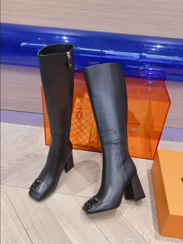 LOUIS VUITTON BOOT – WLS022 - Image 5
