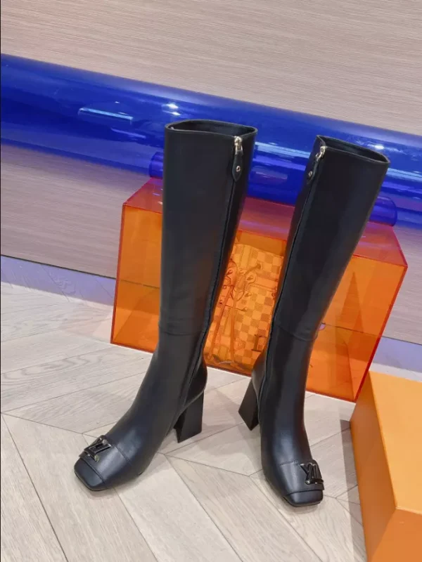 LOUIS VUITTON BOOT – WLS022 - Image 8