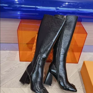 LOUIS VUITTON BOOT – WLS024