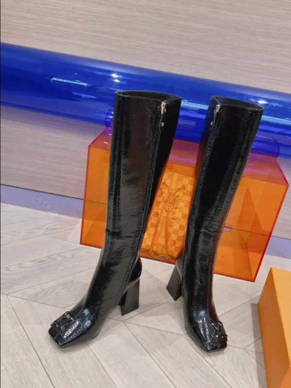 LOUIS VUITTON BOOT – WLS024 - Image 5