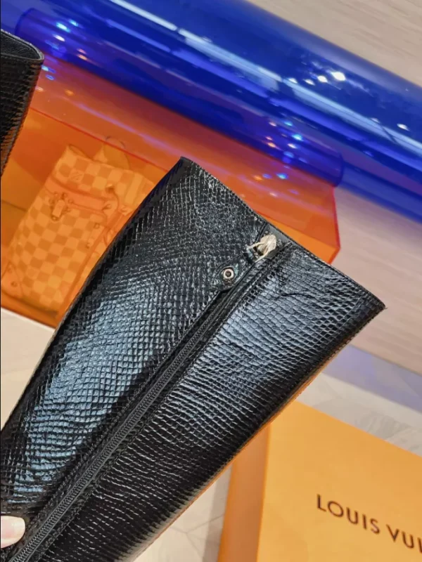 LOUIS VUITTON BOOT – WLS024 - Image 6