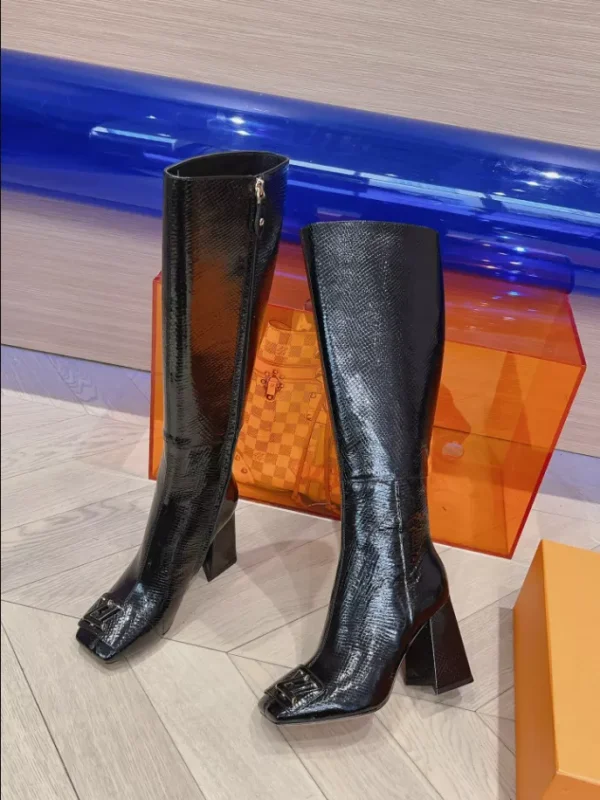 LOUIS VUITTON BOOT – WLS024 - Image 8