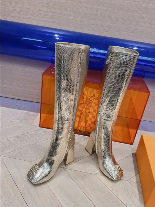 LOUIS VUITTON BOOT – WLS025 - Image 2