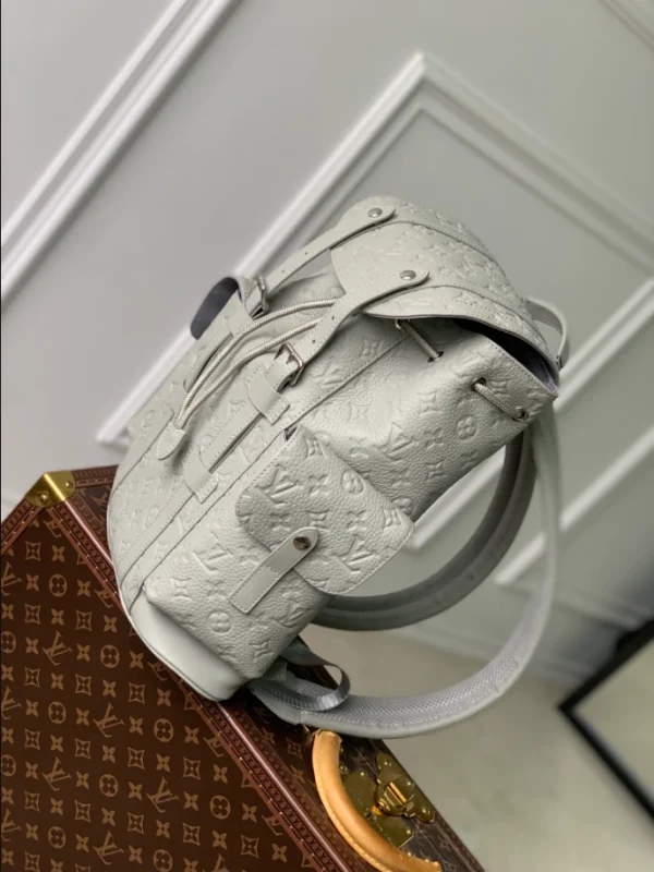 LOUIS VUITTON CHRISTOPHER PM TAURILLON MONOGRAM- WLM514 - Image 6